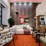 شقة Historic Danube Luxury Chic Riverside