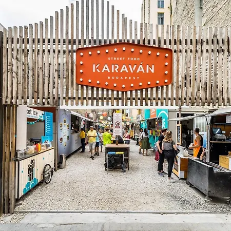 Historic Danube Luxury Chic Riverside 아파트 *