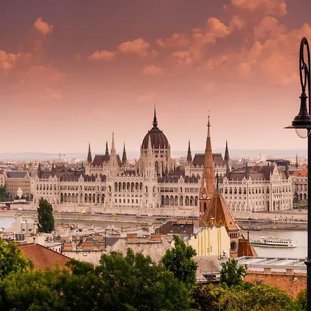 Historic Danube Luxury Chic Riverside * Budapest