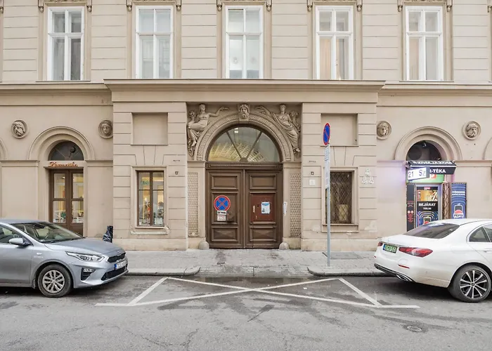 아파트 Historic Danube Luxury Chic Riverside