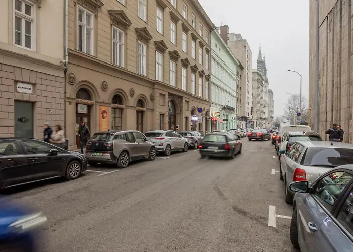 Historic Danube Luxury Chic Riverside 부다페스트