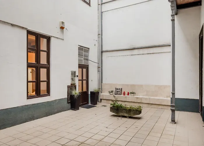 아파트 Historic Danube Luxury Chic Riverside