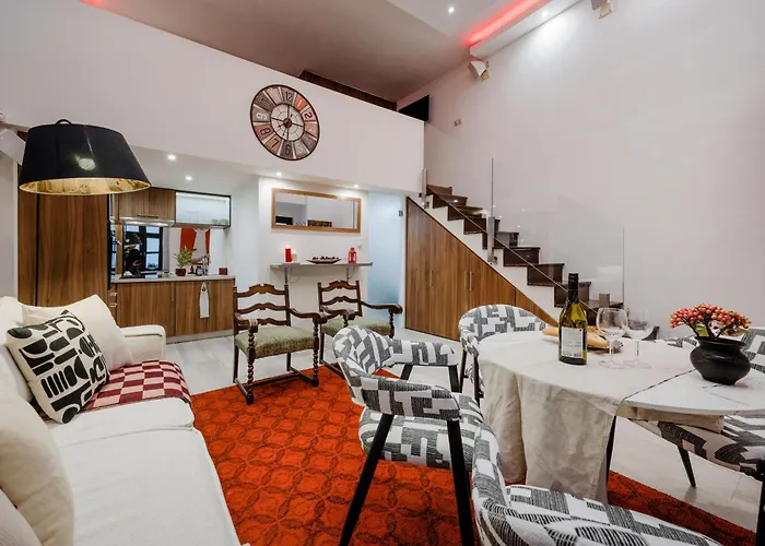 Historic Danube Luxury Chic Riverside *