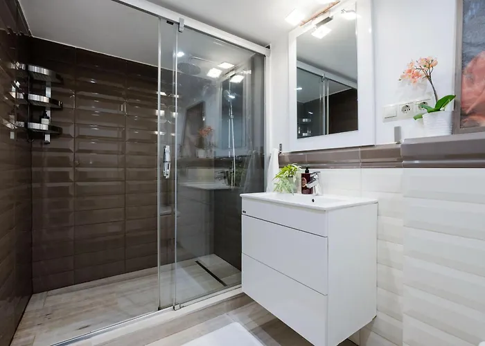 아파트 Historic Danube Luxury Chic Riverside