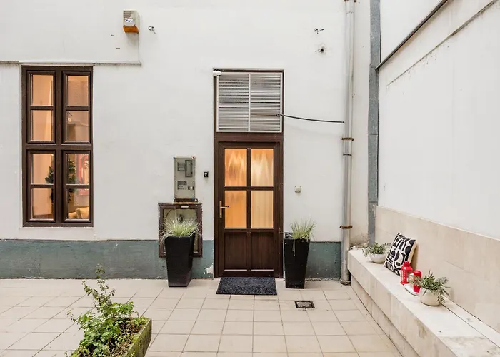 Historic Danube Luxury Chic Riverside