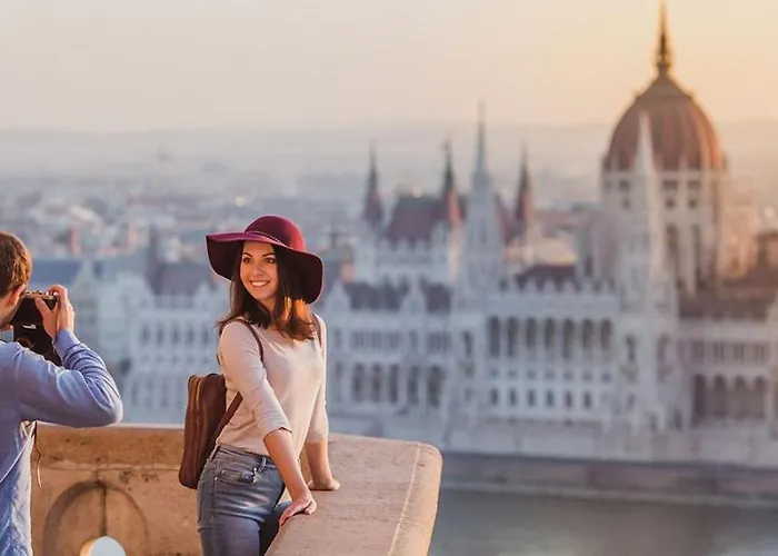 דירה Historic Danube Luxury Chic Riverside *