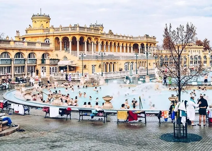 Historic Danube Luxury Chic Riverside