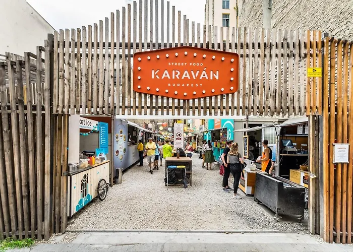 Historic Danube Luxury Chic Riverside 아파트 *