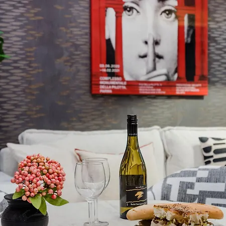 Historic Danube Luxury Chic Riverside *